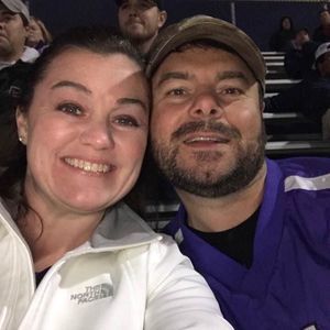 Meet your Posher, Lorren